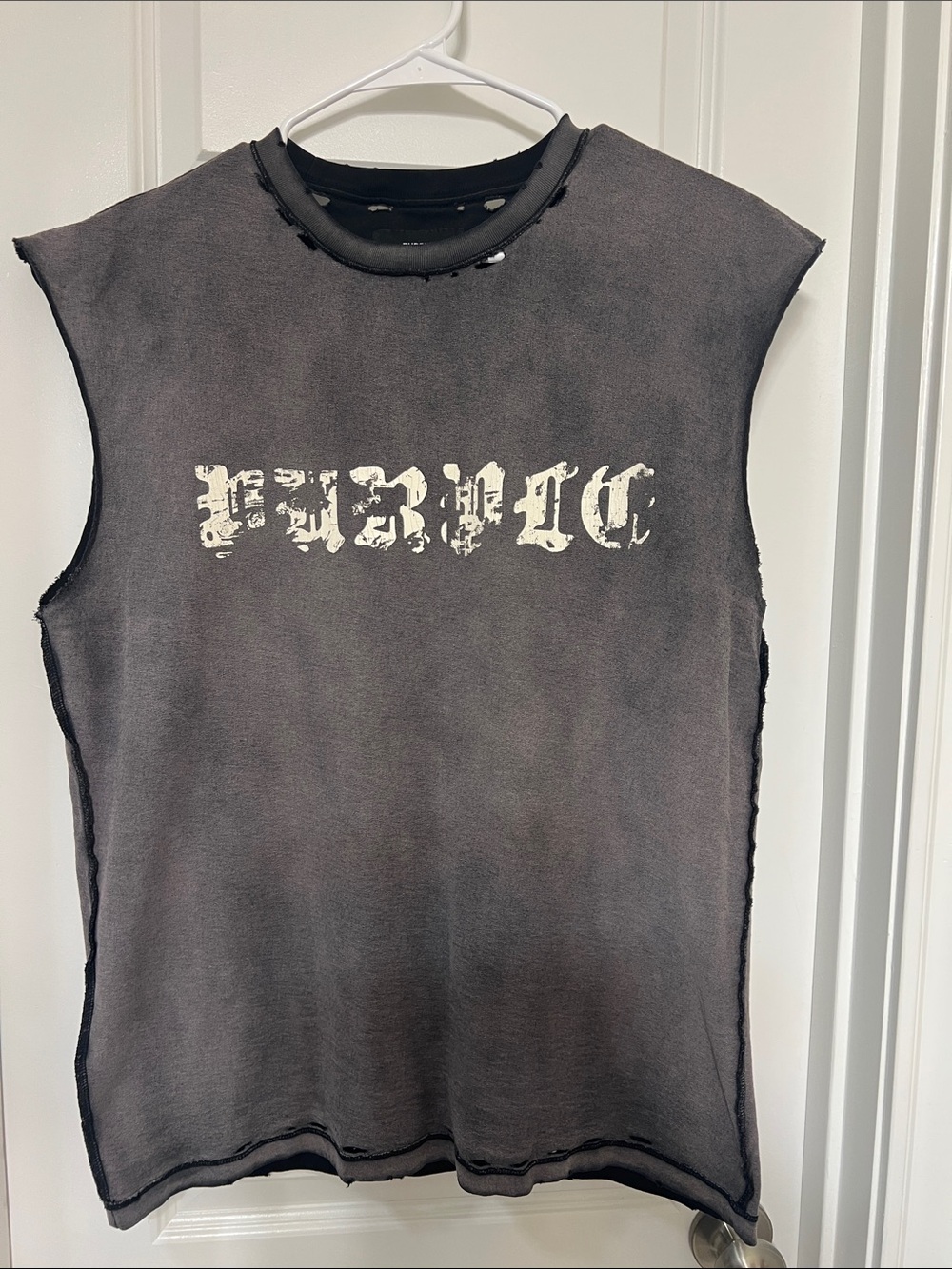 Sleeveless Distressed Crewneck Sweater - Black